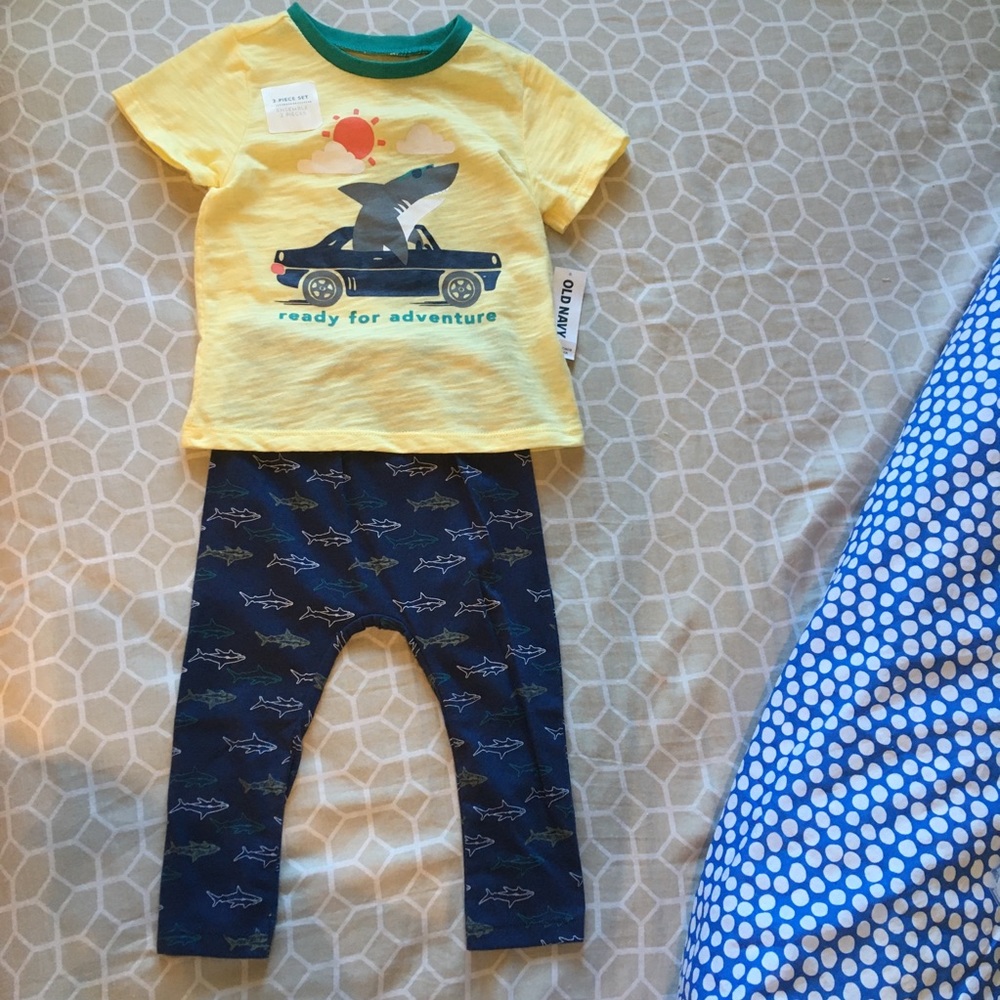 NWT 2 pieces  set